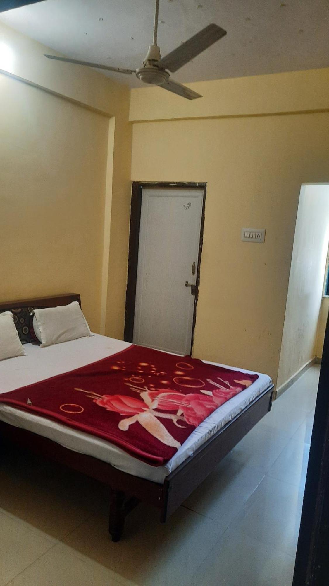 Hotel Rajtilak Guest House Vadali Exterior foto